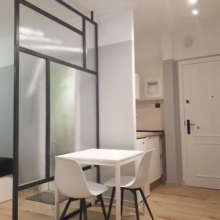 Agias Sofias Square Stunning Suite 塞萨洛尼基 Exterior photo