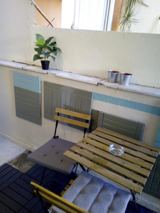 Agias Sofias Square Stunning Appartement
